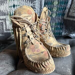 Boho Floral Moccasin Boots